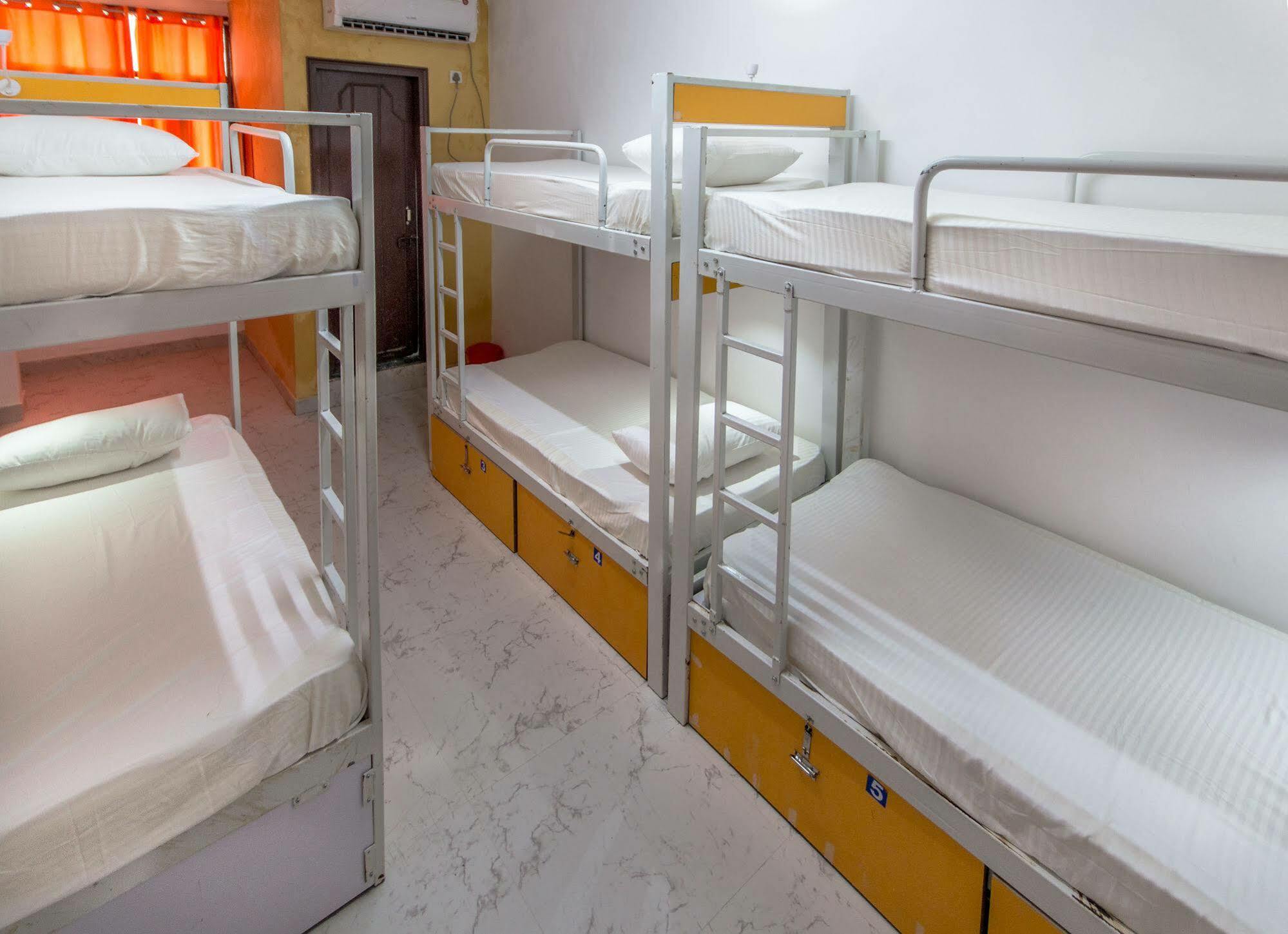 Bunk Hostel Delhi New Delhi Exterior photo